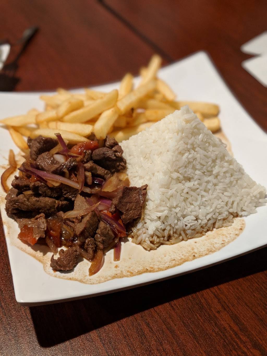 Norkys Pollos A La Brasas | restaurant | 5610 Hanley Rd # 110, Tampa, FL 33634, USA | 8138861634 OR +1 813-886-1634