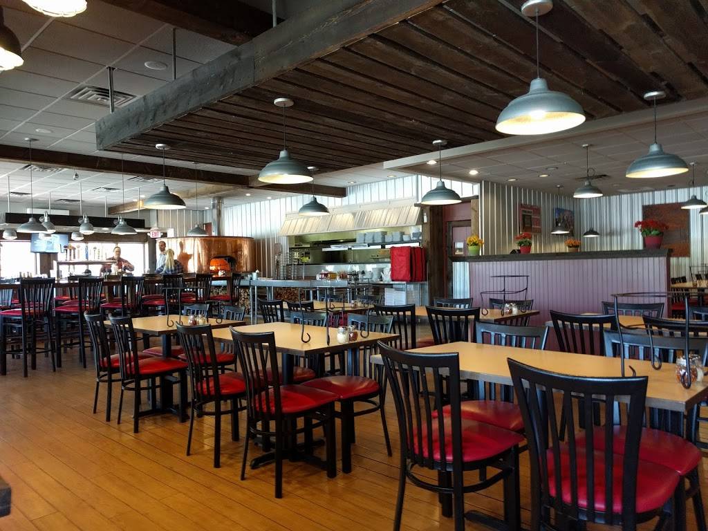 Barnyard Wood Crafted Pizza | restaurant | 1705 Williston Rd, South Burlington, VT 05403, USA | 8024895982 OR +1 802-489-5982