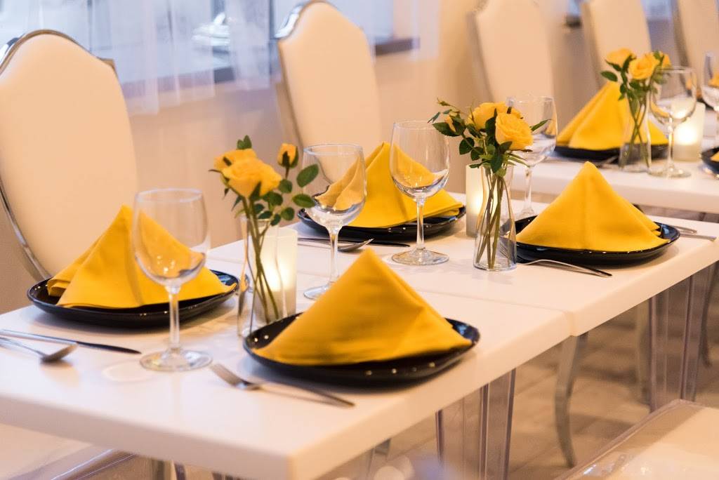 Seven | restaurant | 470 Nostrand Ave, Brooklyn, NY 11216, USA | 7182307777 OR +1 718-230-7777