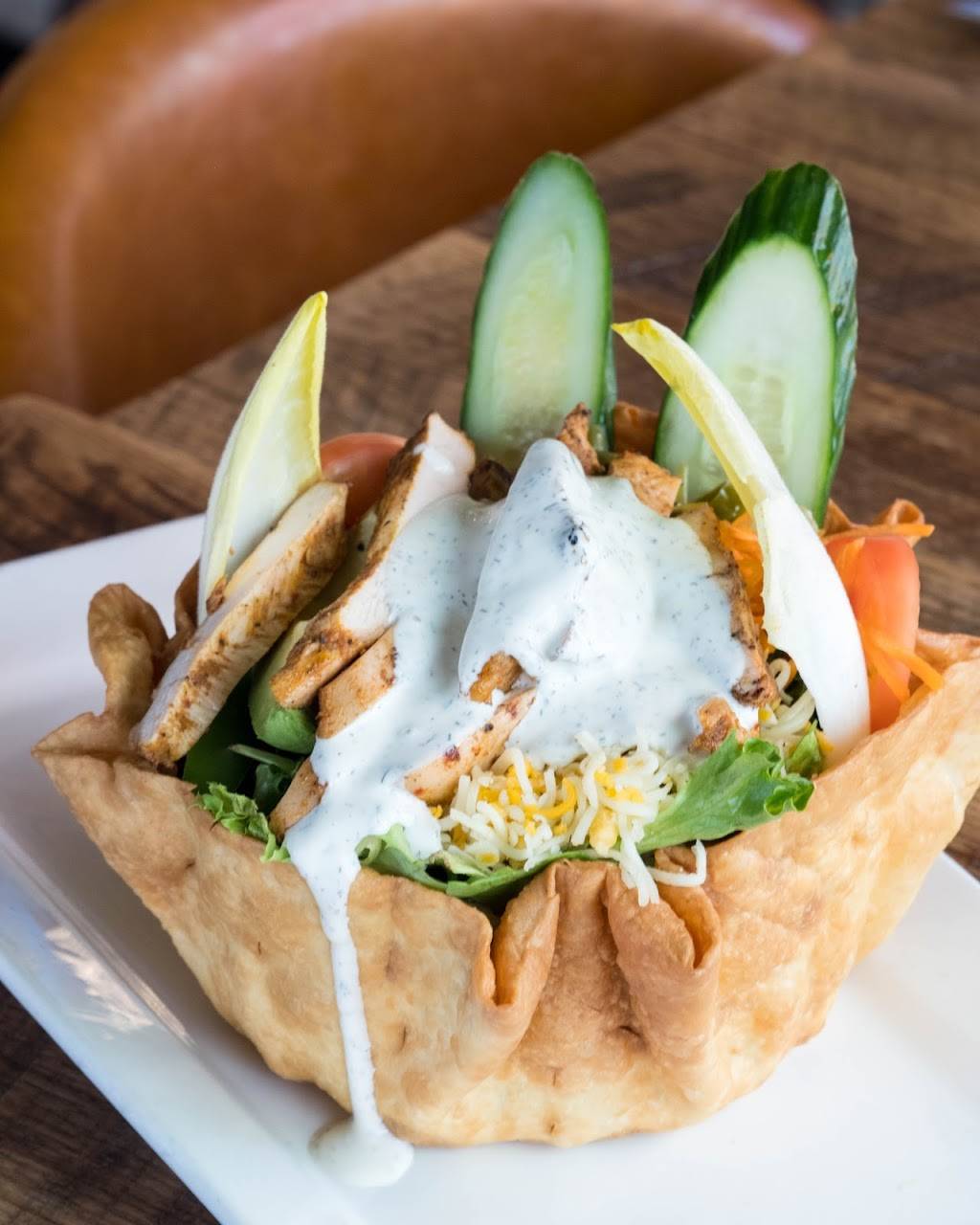 3 Amigos | restaurant | 5605 Boulevard Taschereau, Brossard, QC J4Z 1A3, Canada | 4509260202 OR +1 450-926-0202