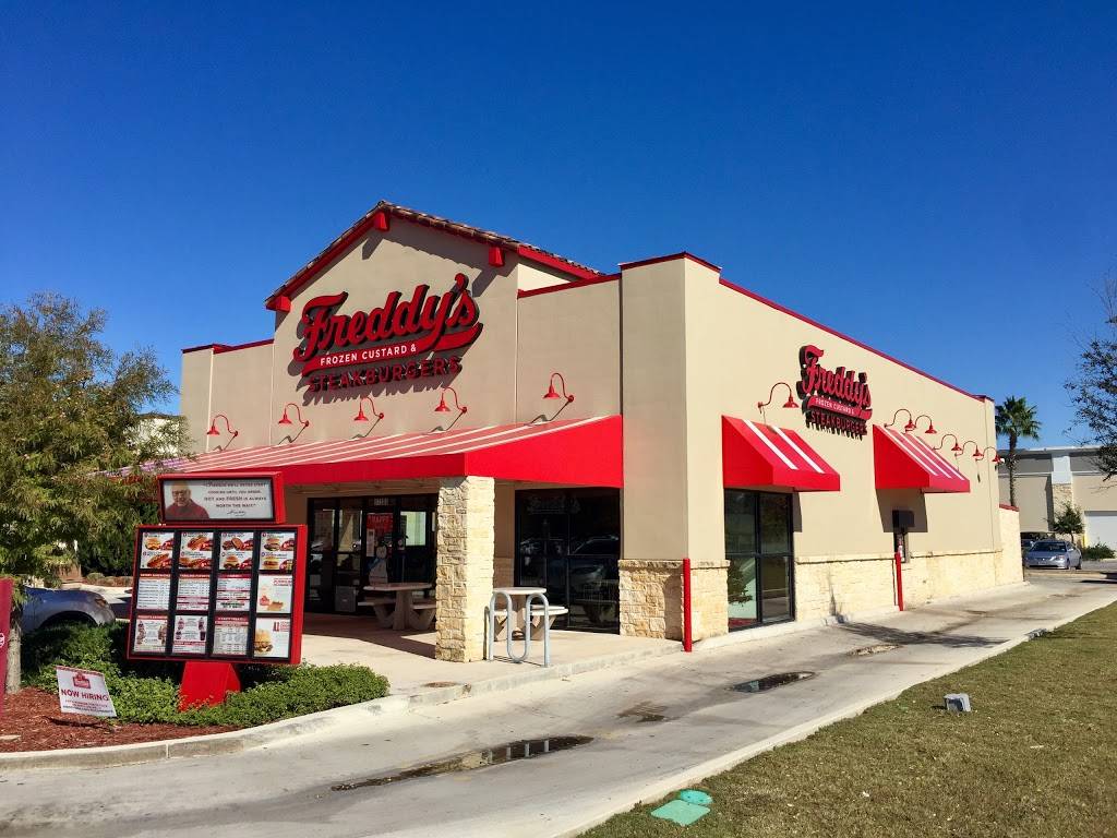 Freddys Frozen Custard & Steakburgers | restaurant | 17303 West US 10, San Antonio, TX 78257, USA | 2108771400 OR +1 210-877-1400