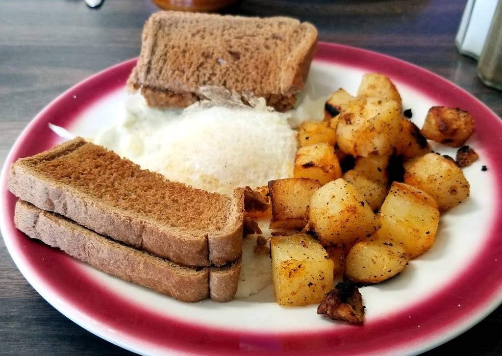 Donats Place | restaurant | 163 Kilvert St, Warwick, RI 02886, USA | 4017371719 OR +1 401-737-1719