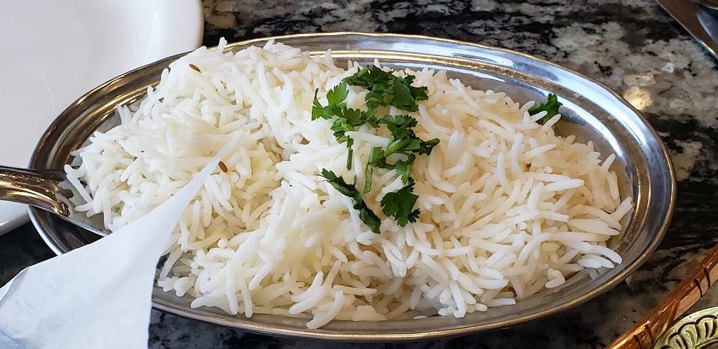 Indias Oven Restaurant And Bar | restaurant | 854 E Olive Ave, Fresno, CA 93728, USA | 5598402667 OR +1 559-840-2667