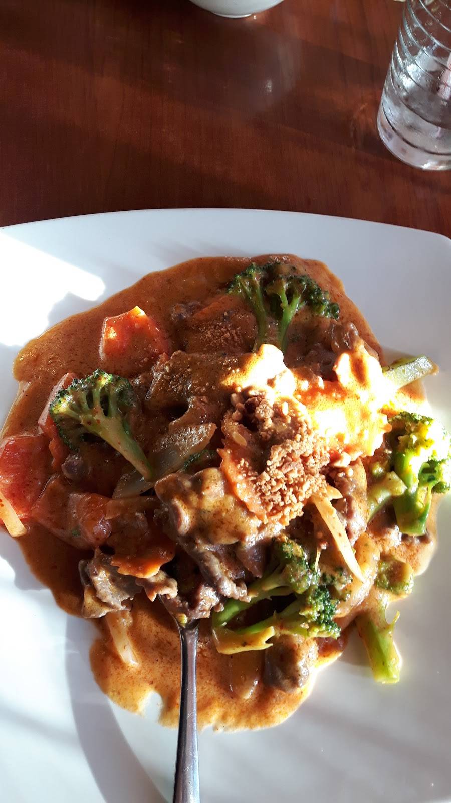 Thai Coconut Island | restaurant | 580 Hespeler Rd, Cambridge, ON N1R 6J8, Canada | 5196223200 OR +1 519-622-3200