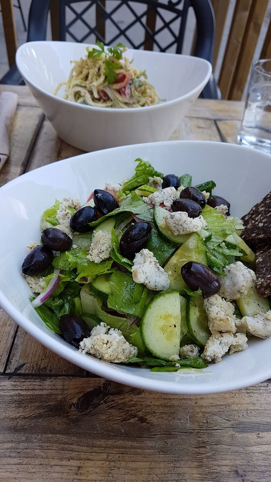 Raw Aura Organic Cuisine | restaurant | 94 Lakeshore Rd E, Mississauga, ON L5G 1E3, Canada | 9058912872 OR +1 905-891-2872