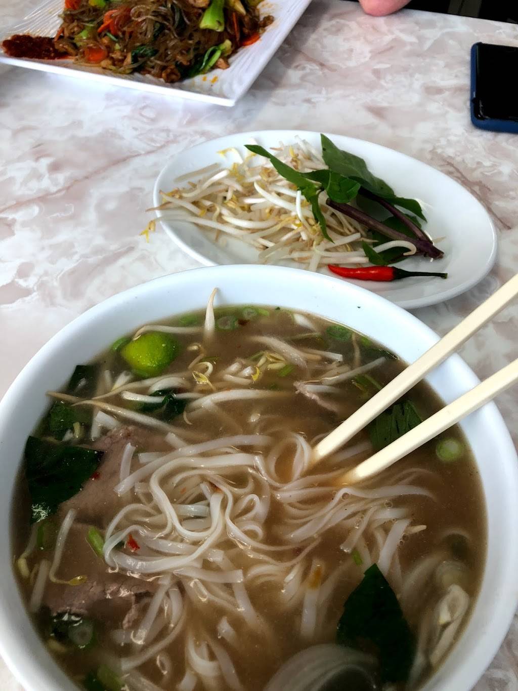 PHỞ 26 Vietnamese Restaurant | restaurant | 2011 Plains Rd E Unit # 2, Burlington, ON L7R 0A6, Canada | 9056316888 OR +1 905-631-6888