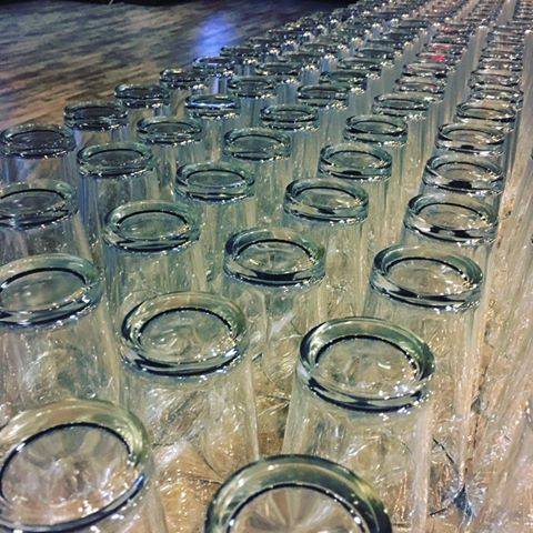 Ponies & Pints | restaurant | 110 N 18th St, Richmond, VA 23223, USA | 8047164455 OR +1 804-716-4455