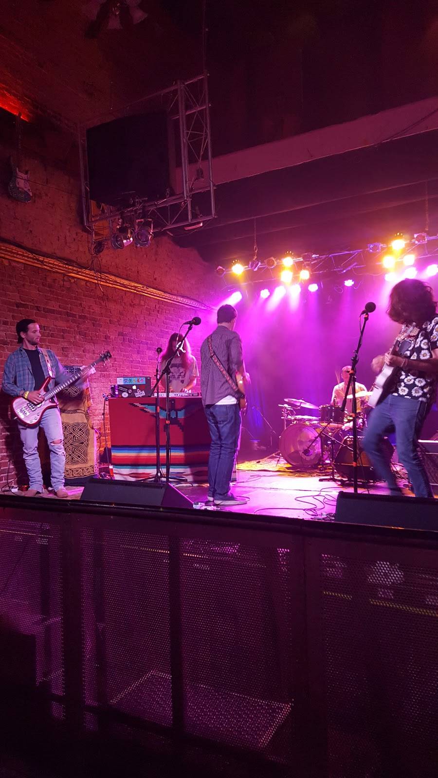 Capones | night club | 227 E Main St, Johnson City, TN 37604, USA | 4239282295 OR +1 423-928-2295