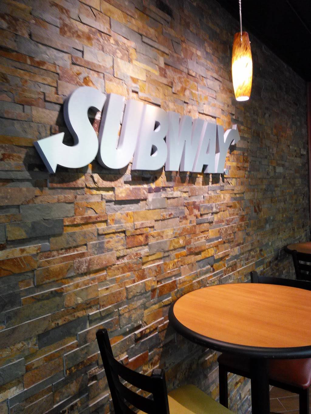 Subway | restaurant | 116 N 2nd St #101, Fort Pierce, FL 34950, USA | 7725774070 OR +1 772-577-4070