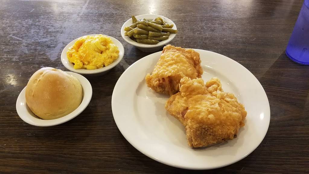 Circle B Ranch BBQ | restaurant | New, 649 Airport Rd, Fletcher, NC 28732, USA | 8286872323 OR +1 828-687-2323