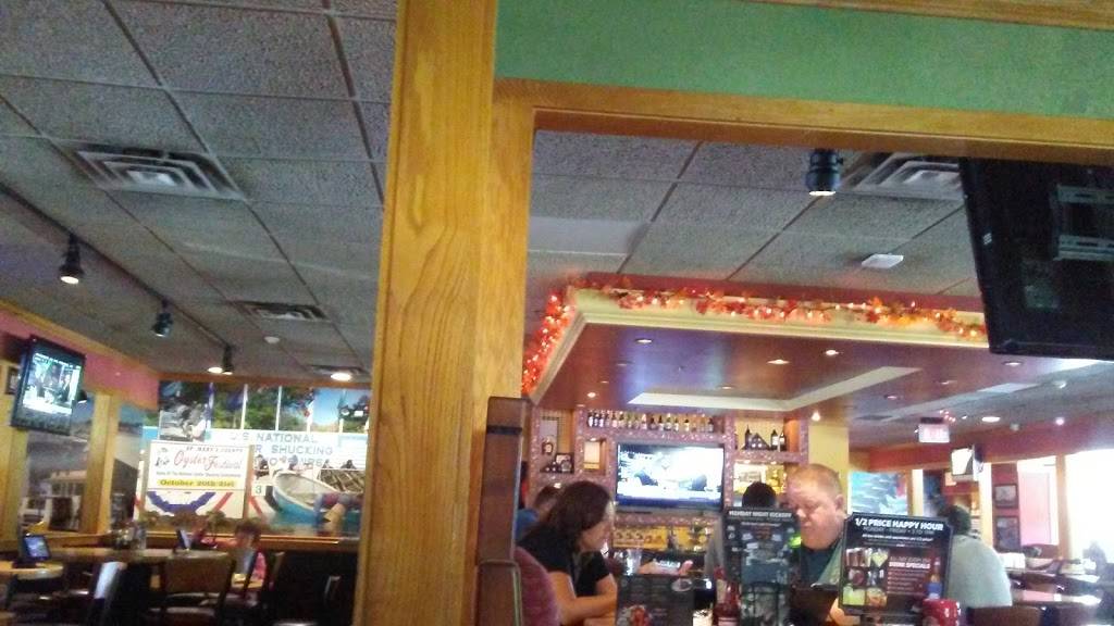 Applebees Grill + Bar | restaurant | 45480 Miramar Way, California, MD 20619, USA | 3018621573 OR +1 301-862-1573