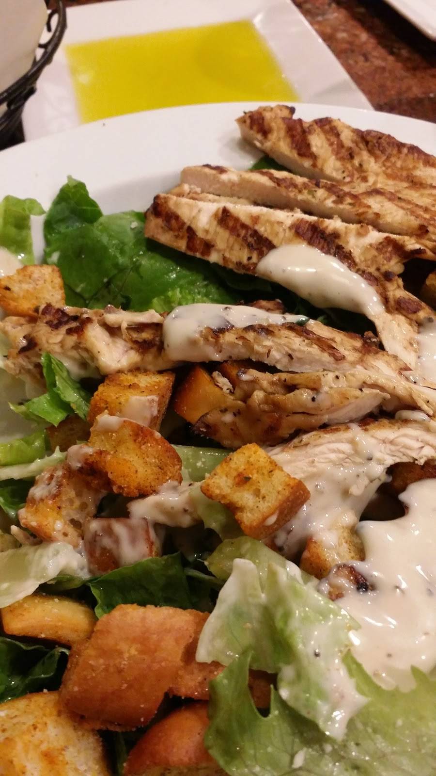 Ciros Pizza | restaurant | 481 Bellmore Ave, East Meadow, NY 11554, USA | 5165654400 OR +1 516-565-4400