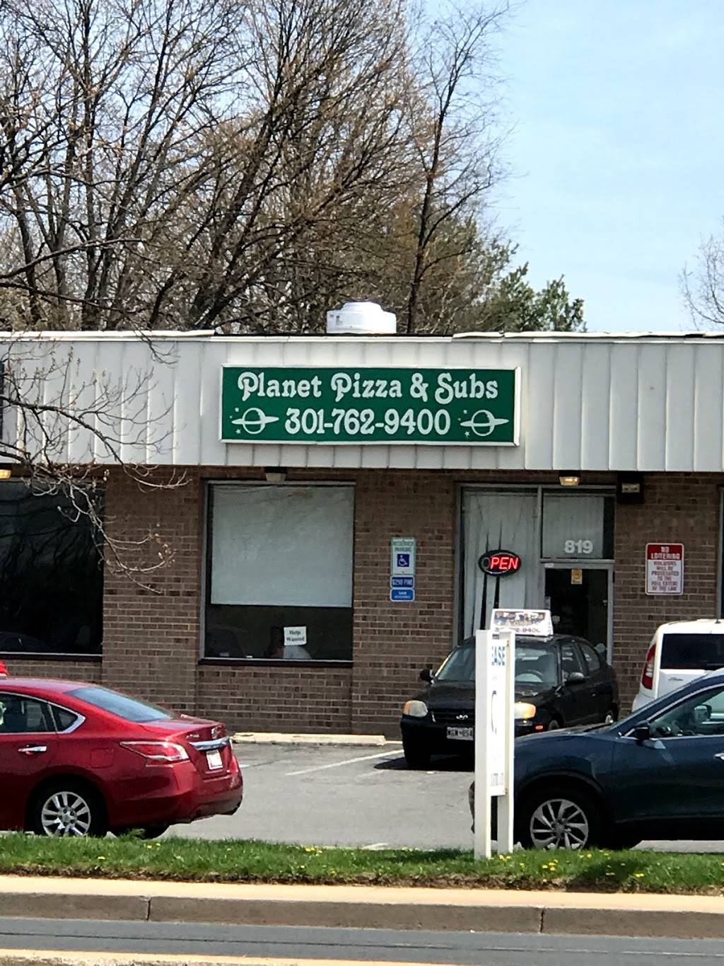 Planet Pizza & Subs | restaurant | 819 Hungerford Dr, Rockville, MD 20850, USA | 3017629400 OR +1 301-762-9400