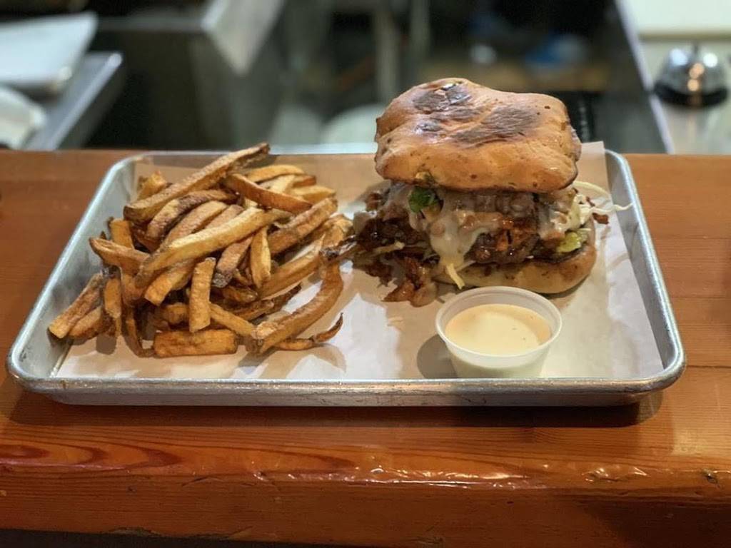 O’Ryleigh’s Tavern | restaurant | 1730 Canal St, Merced, CA 95340, USA | 2092339599 OR +1 209-233-9599