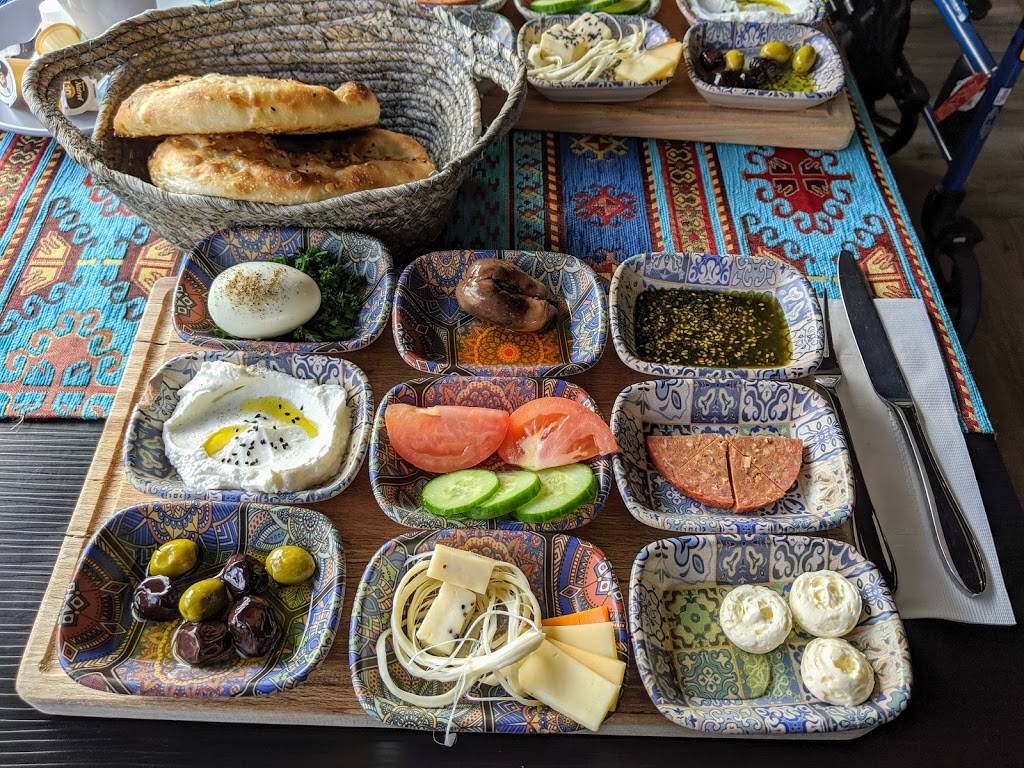 NARANJ - Middle Eastern Cuisine | restaurant | 646 Erb St W Unit 102 & 101, Waterloo, ON N2T 0A8, Canada | 5199544544 OR +1 519-954-4544