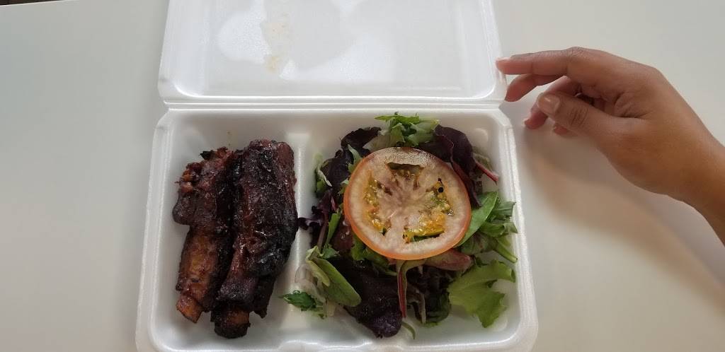 Esquina Tropical | restaurant | 3641 Dewey Ave, Rochester, NY 14616, USA | 5852708495 OR +1 585-270-8495