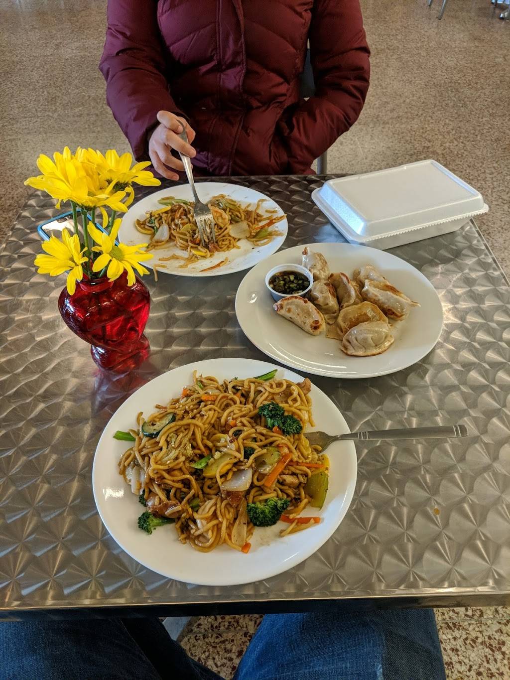 Wok N Roll Kitchen | restaurant | 16 Church Ave SW, Roanoke, VA 24011, USA | 5409047888 OR +1 540-904-7888