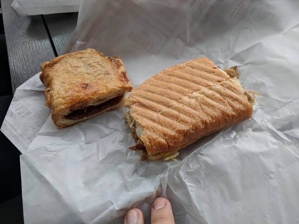 Colada Shop | cafe | 21430 Epicerie Plaza, Sterling, VA 20164, USA | 7034291362 OR +1 703-429-1362