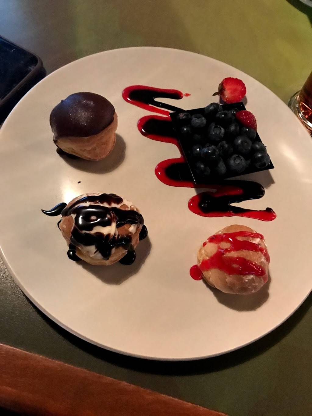 La Verrière | restaurant | 915 Rue Hains, Drummondville, QC J2C 3A1, Canada | 8194784971 OR +1 819-478-4971