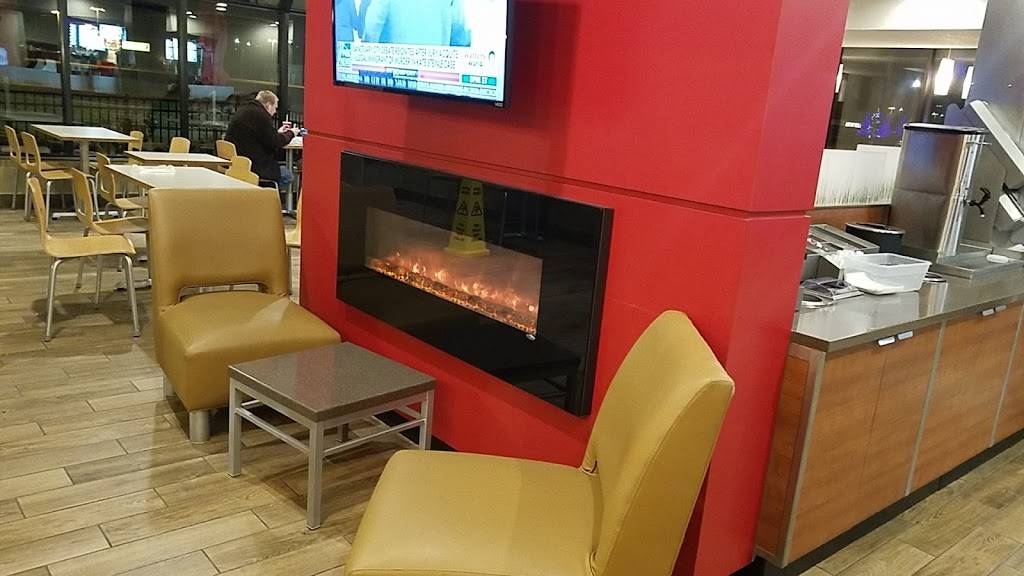 Wendys | restaurant | 787 N Van Dyke Rd, Bad Axe, MI 48413, USA | 9892696984 OR +1 989-269-6984