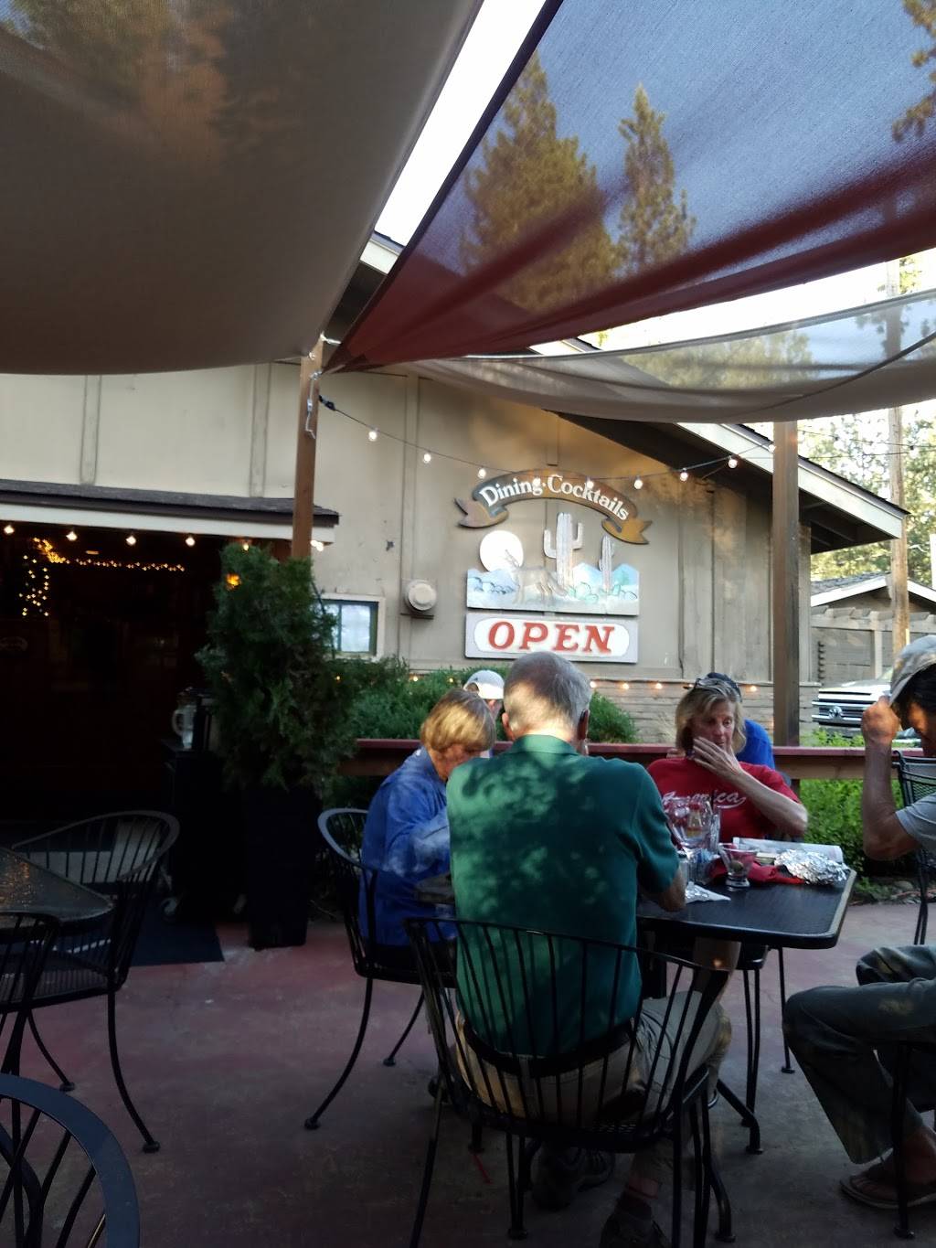 Coyote Bar & Grill | restaurant | Graeagle, CA 96103, USA | 5308362002 OR +1 530-836-2002