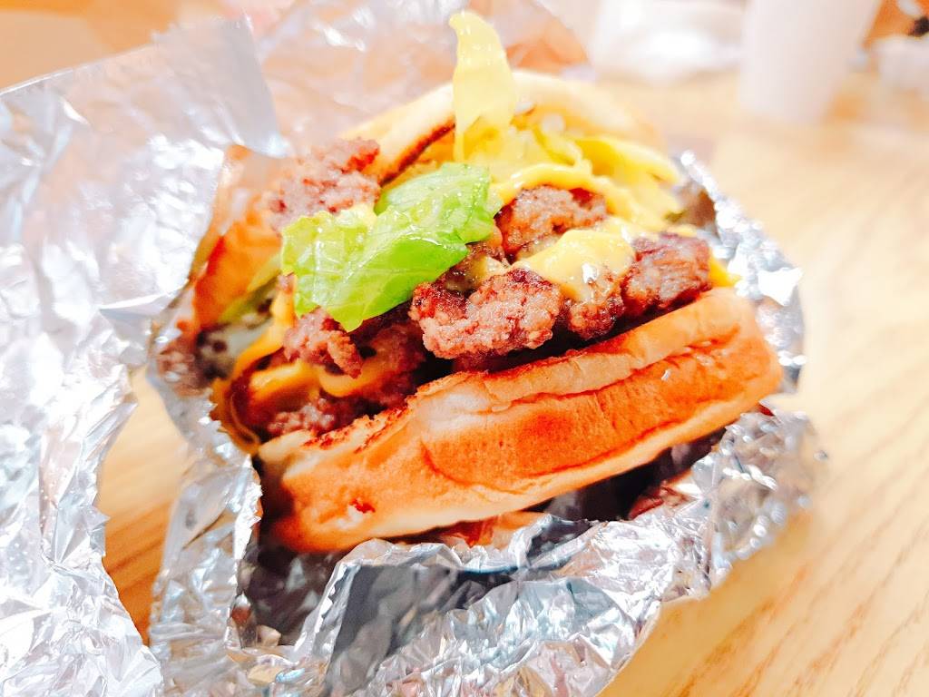 Five Guys | meal takeaway | 1413 4th St SE, Minneapolis, MN 55414, USA | 6123555500 OR +1 612-355-5500