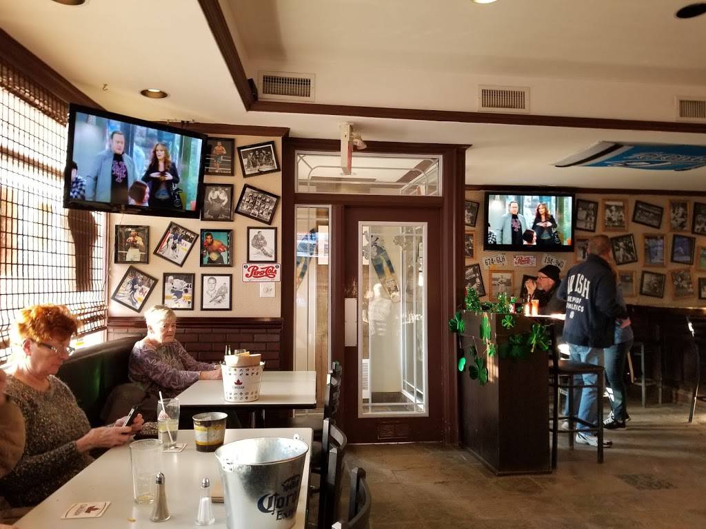 WING HOUSE | restaurant | 19157 Centre St, Mount Albert, ON L0G 1M0, Canada | 9055572222 OR +1 905-557-2222