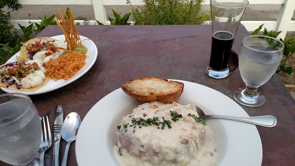 Bridget Dolans Pub & Dinner House | restaurant | 5910 CA-1, Elk, CA 95432, USA | 7078773422 OR +1 707-877-3422