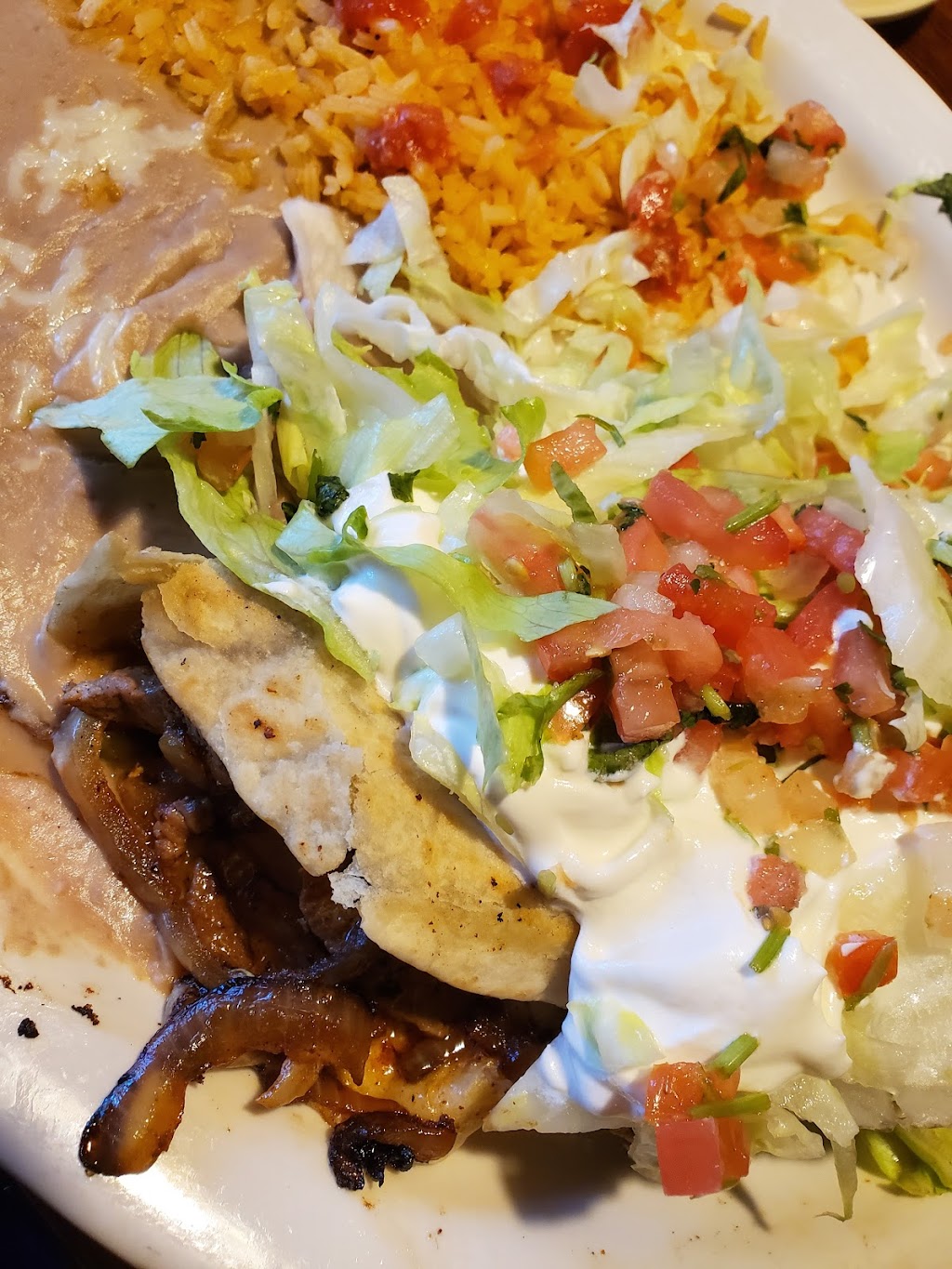 El Parian Mexican Grill | restaurant | 2624 Old Marksville Hwy, Pineville, LA 71360, USA | 3187046284 OR +1 318-704-6284