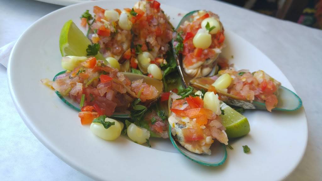 Machu Picchu Restaurant | restaurant | 3856 N Ashland Ave, Chicago, IL 60613, USA | 7734720471 OR +1 773-472-0471