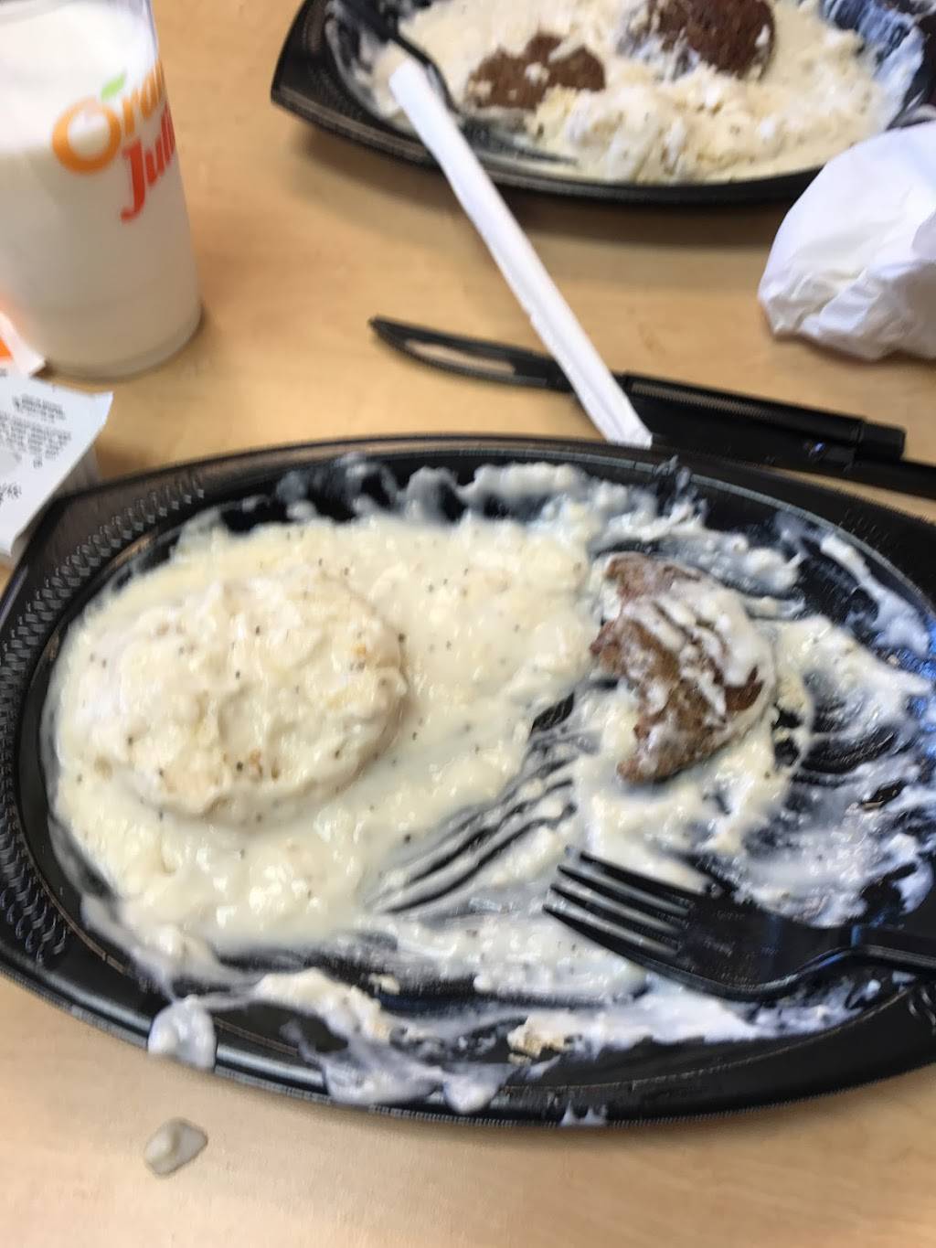 Dairy Queen Grill & Chill | restaurant | 2116 E Spring St, New Albany, IN 47150, USA | 8129447822 OR +1 812-944-7822