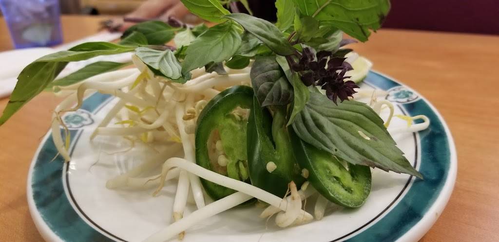 Pho Viet | restaurant | 2411 S Vineyard Ave # D, Ontario, CA 91761, USA | 9096730675 OR +1 909-673-0675