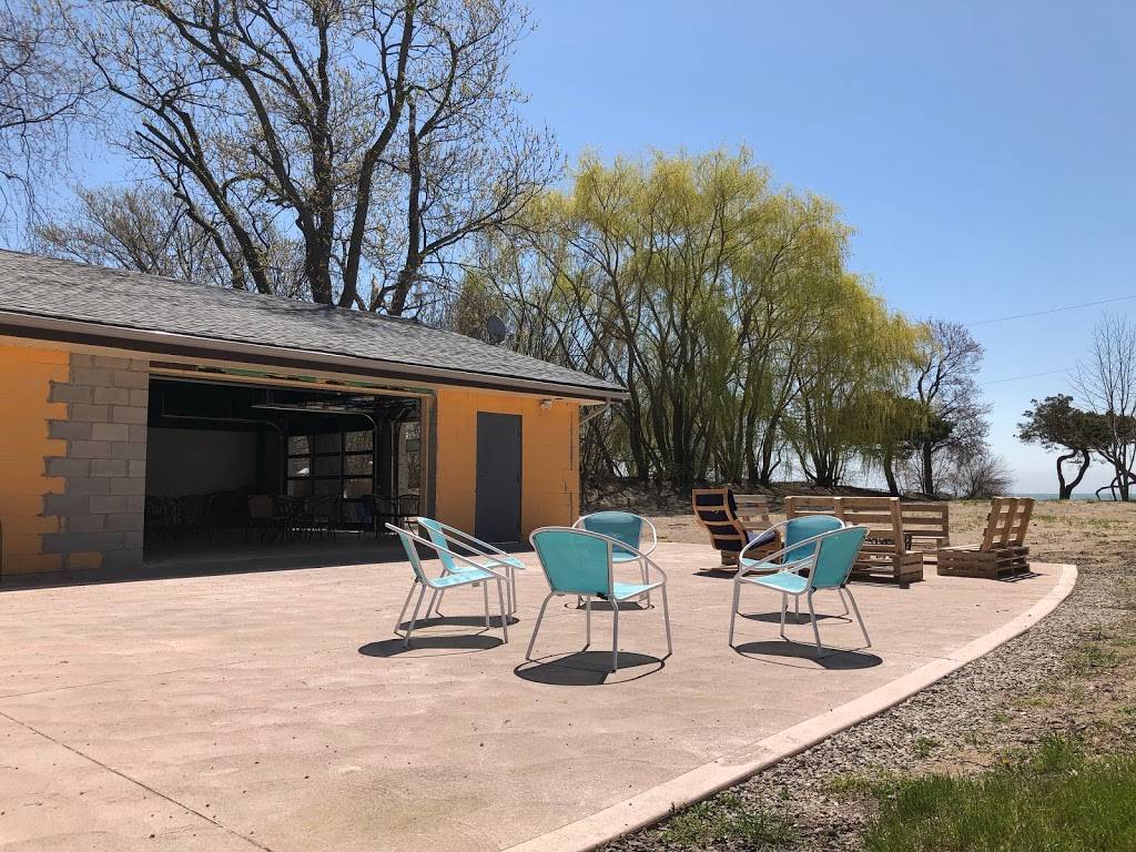 Polish Beach Club | restaurant | 697 Fox Pl, Harrow, ON N0R 1G0, Canada | 5192532708 OR +1 519-253-2708