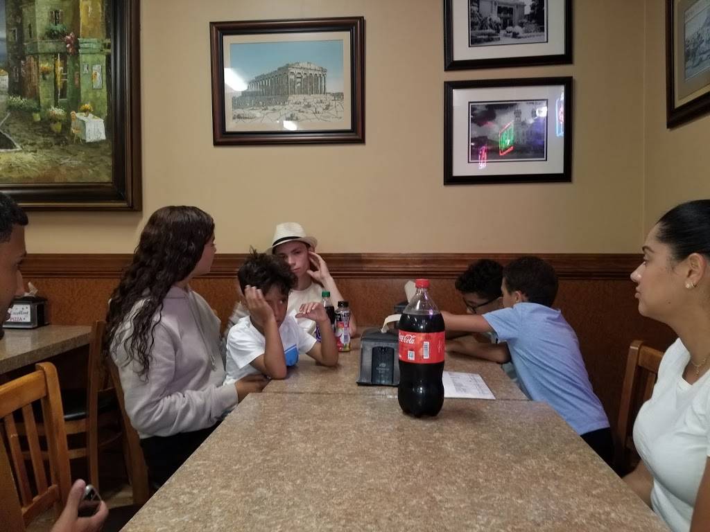 Excellent Pizza | restaurant | 255 Reservoir Ave, Providence, RI 02907, USA | 4017850692 OR +1 401-785-0692