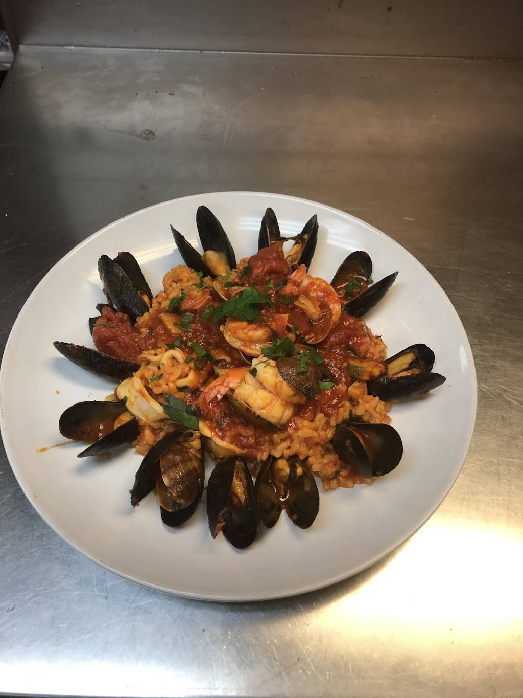 Mangia Napoli | restaurant | 940 N York St, Elmhurst, IL 60126, USA | 6308344374 OR +1 630-834-4374