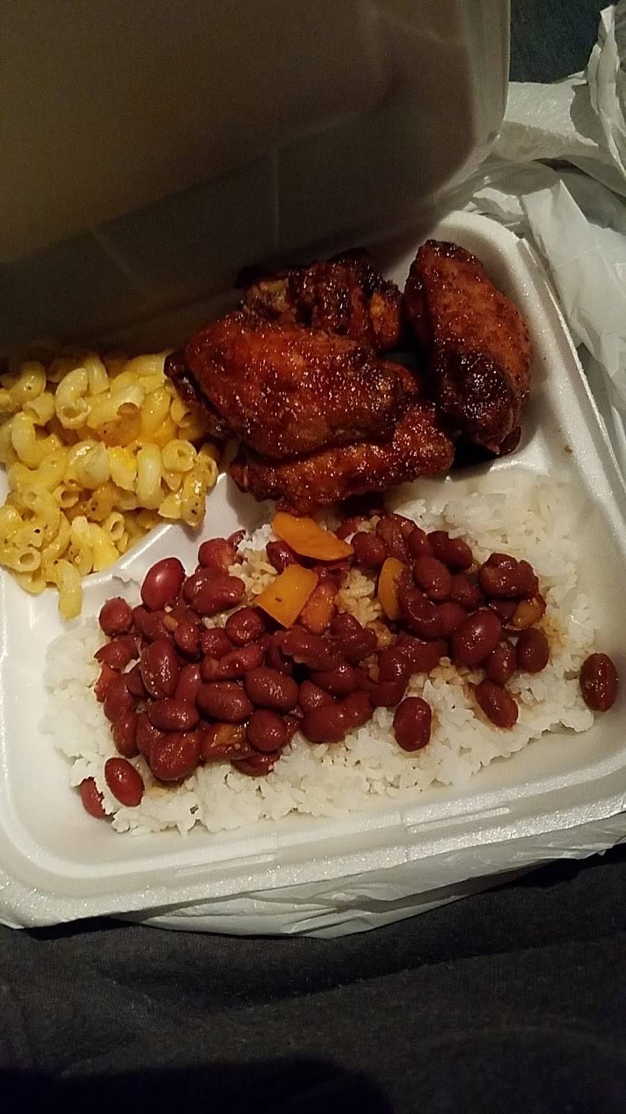 Yvettes Cocina | restaurant | 413 Main St, Lewiston, ME 04240, USA | 2076893099 OR +1 207-689-3099