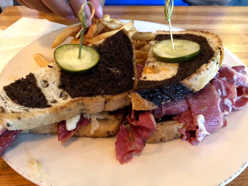 Iron Rooster - Hunt Valley | restaurant | 50 Shawan Rd, Cockeysville, MD 21030, USA | 4107855764 OR +1 410-785-5764