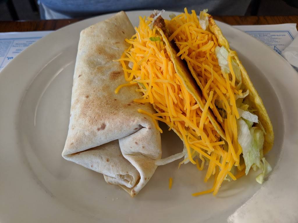 Pullman Bay Restaurant | restaurant | 117 Lake Shore Dr, Celina, OH 45822, USA | 4195861664 OR +1 419-586-1664