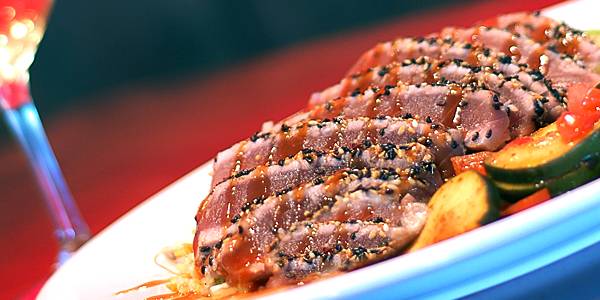 Risky Business Restaurant & Bar | restaurant | 6866 E Sunrise Dr, Tucson, AZ 85750, USA | 5205770021 OR +1 520-577-0021