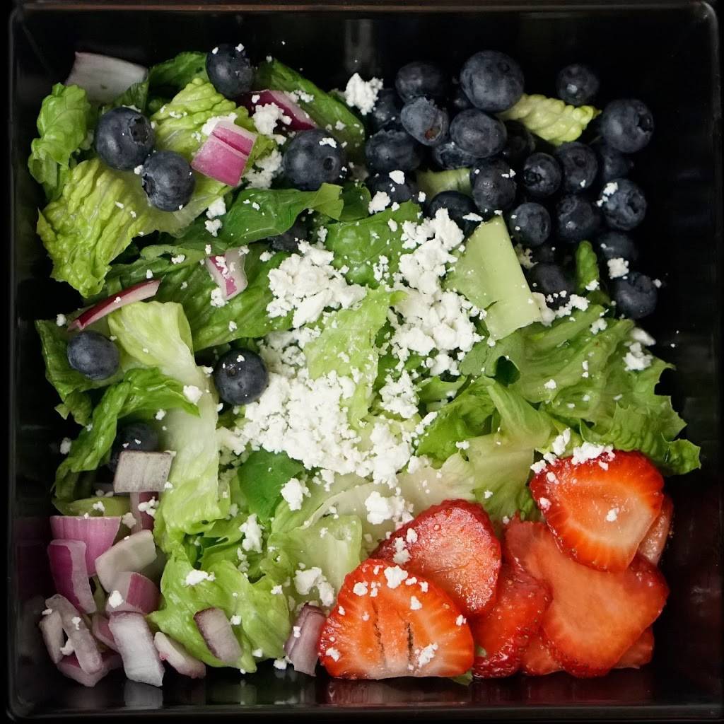 Smoothie Squad | restaurant | 319 Cypress Gardens Blvd, Winter Haven, FL 33880, USA | 8636624435 OR +1 863-662-4435