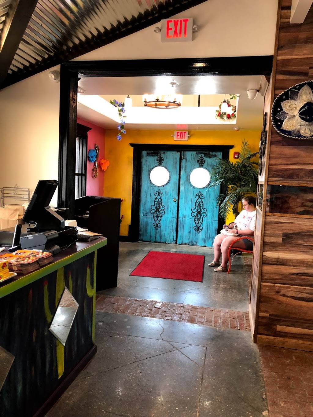 Brendas Taqueria Bar & Grill | restaurant | U.S. 59 Frontage Rd, Stafford, TX 77477, USA | 2812012239 OR +1 281-201-2239