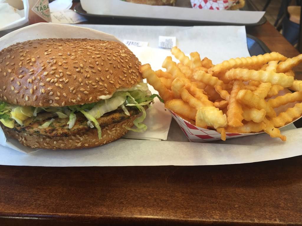 Bongo Burger | restaurant | 2505 Dwight Way, Berkeley, CA 94704, USA | 5105484100 OR +1 510-548-4100