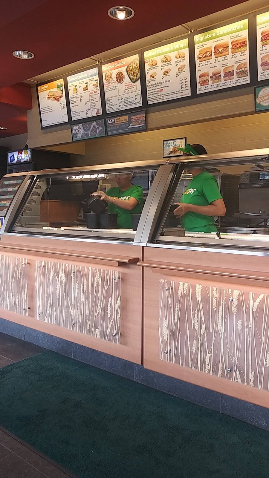 Subway | restaurant | Petro Canada Gas/Convenience Store, 5555 Kennedy Rd, Mississauga, ON L4Z 3E1, Canada | 9055019996 OR +1 905-501-9996