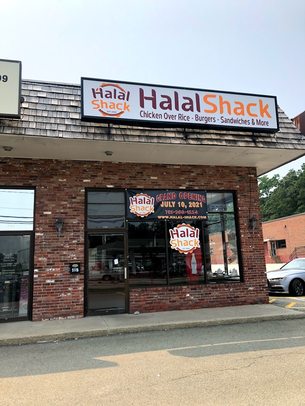 Halal Shack | restaurant | 195 Cambridge St, Burlington, MA 01803, USA | 7812031554 OR +1 781-203-1554