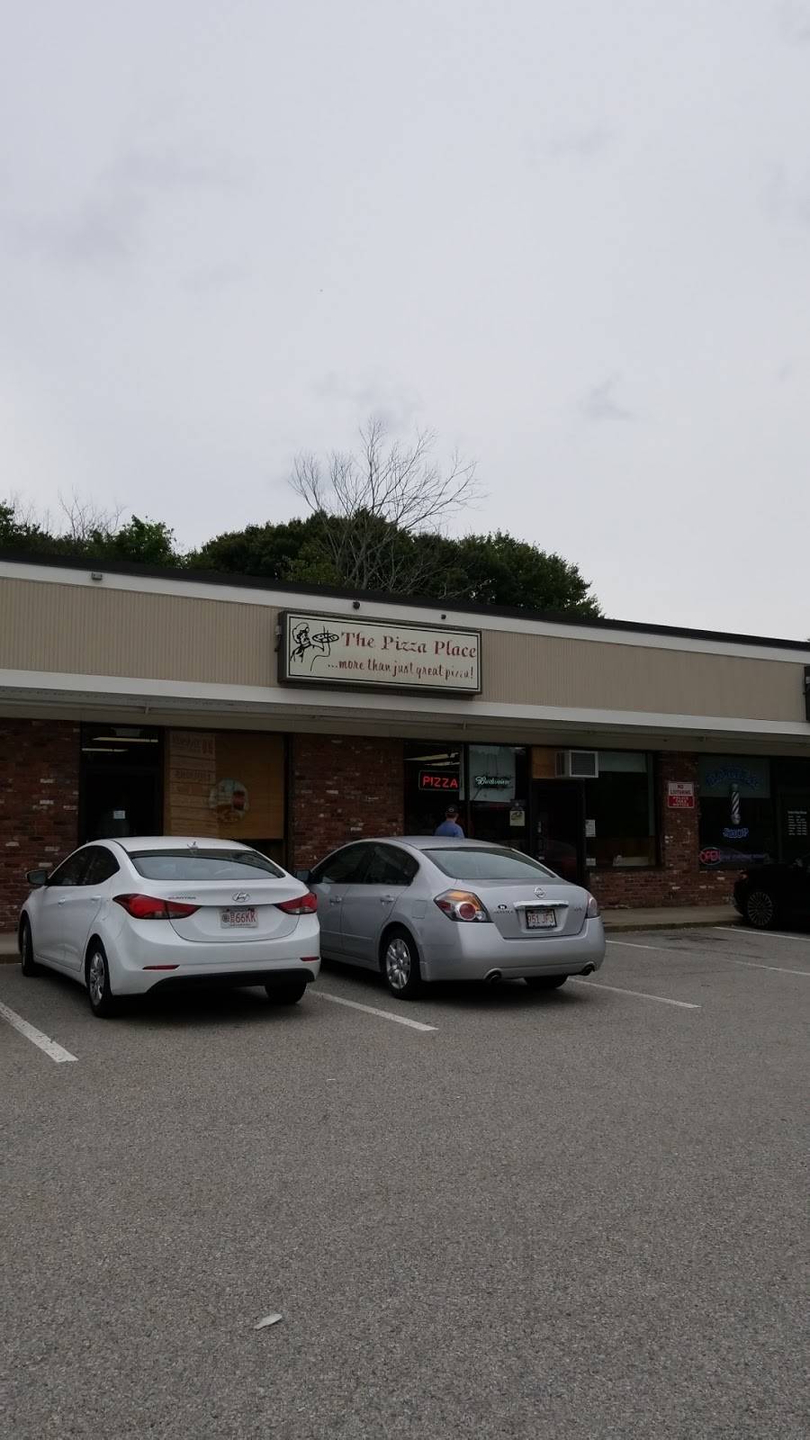 The Pizza Place | restaurant | 210 Boston Rd, Chelmsford, MA 01824, USA | 9782562721 OR +1 978-256-2721