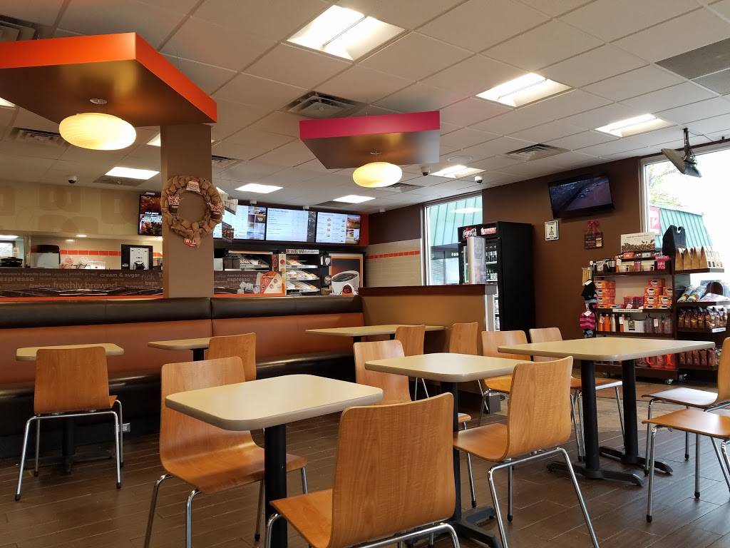 Dunkin | bakery | 2801 S College Ave, Fort Collins, CO 80525, USA | 9702235701 OR +1 970-223-5701