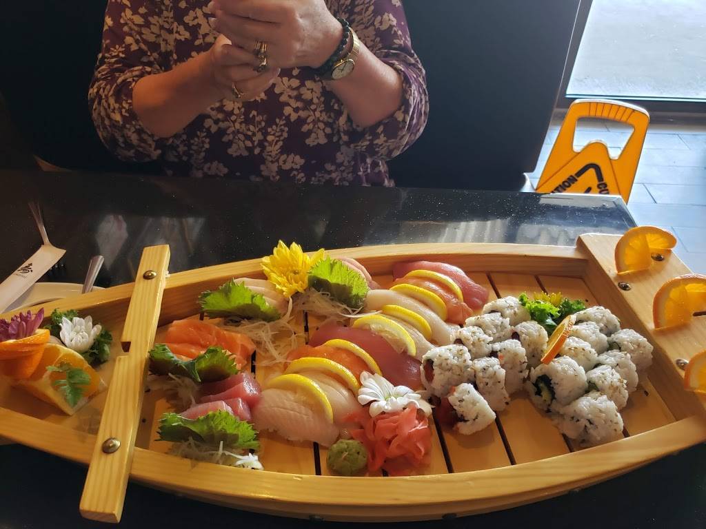 The Star Thai & Sushi Venice | restaurant | 531 U.S. 41 Bypass N, Venice, FL 34292, USA | 9414853981 OR +1 941-485-3981