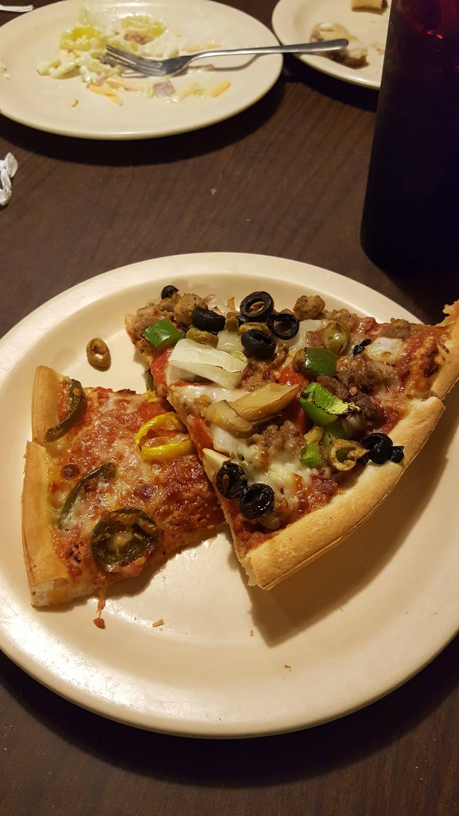 Luigis Pizza | restaurant | 7901 N May Ave, Oklahoma City, OK 73120, USA | 4058489995 OR +1 405-848-9995