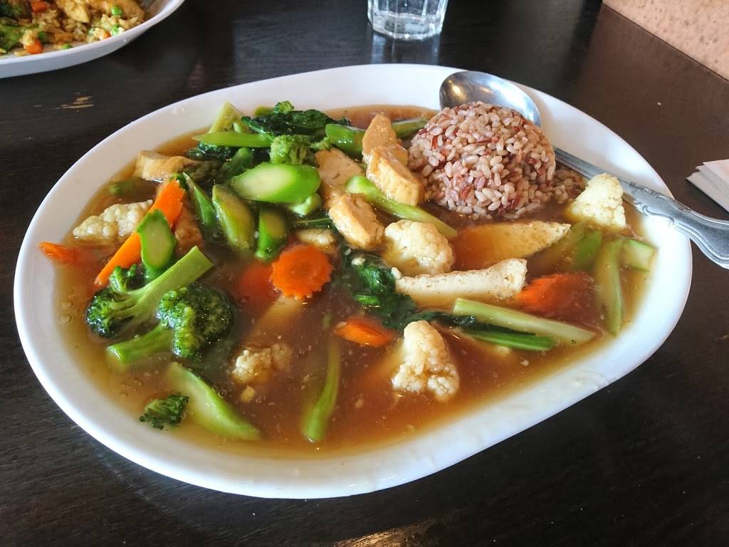 Arayas Vegetarian Place | restaurant | 8101½ Beverly Blvd, Los Angeles, CA 90048, USA | 3239000557 OR +1 323-900-0557