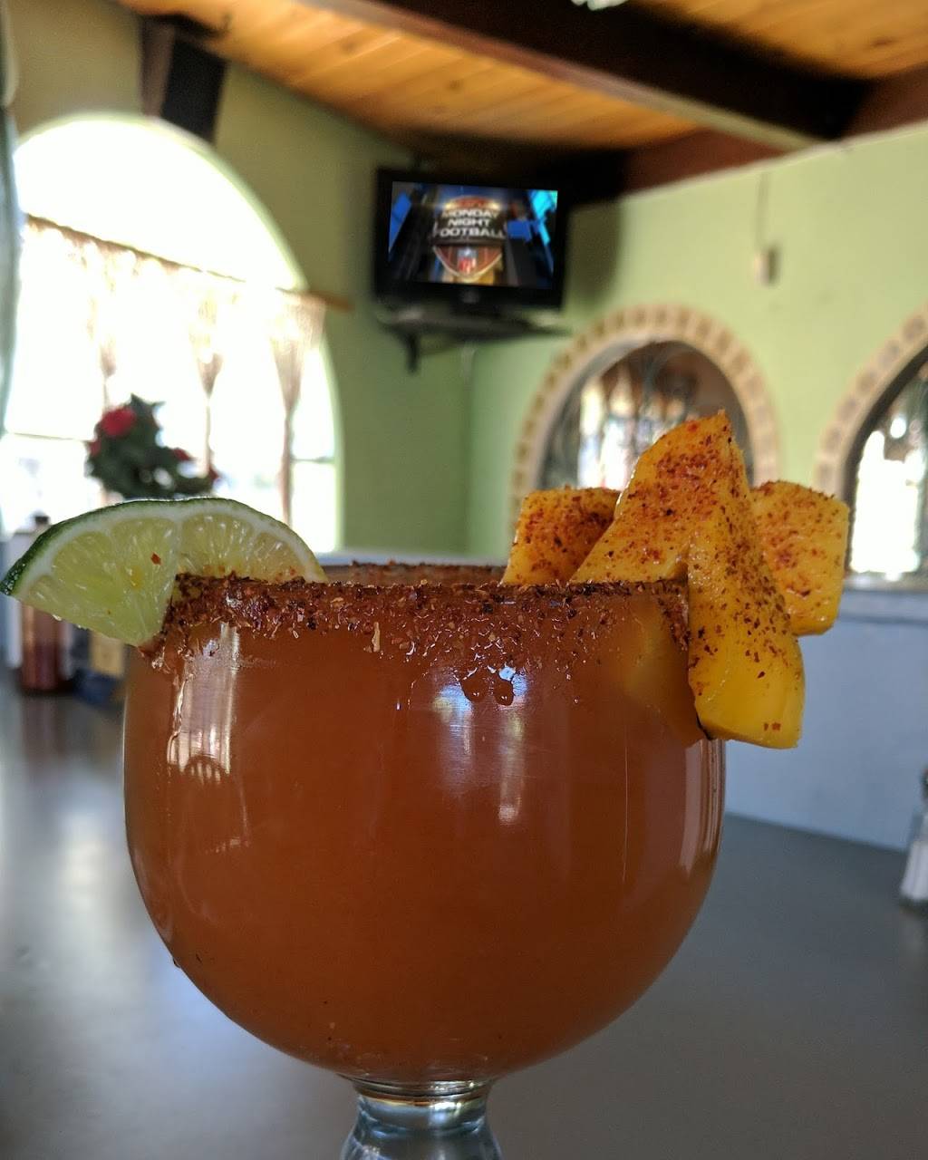 El Campeon | restaurant | 1175 Harvard Blvd, Santa Paula, CA 93060, USA | 8052297257 OR +1 805-229-7257